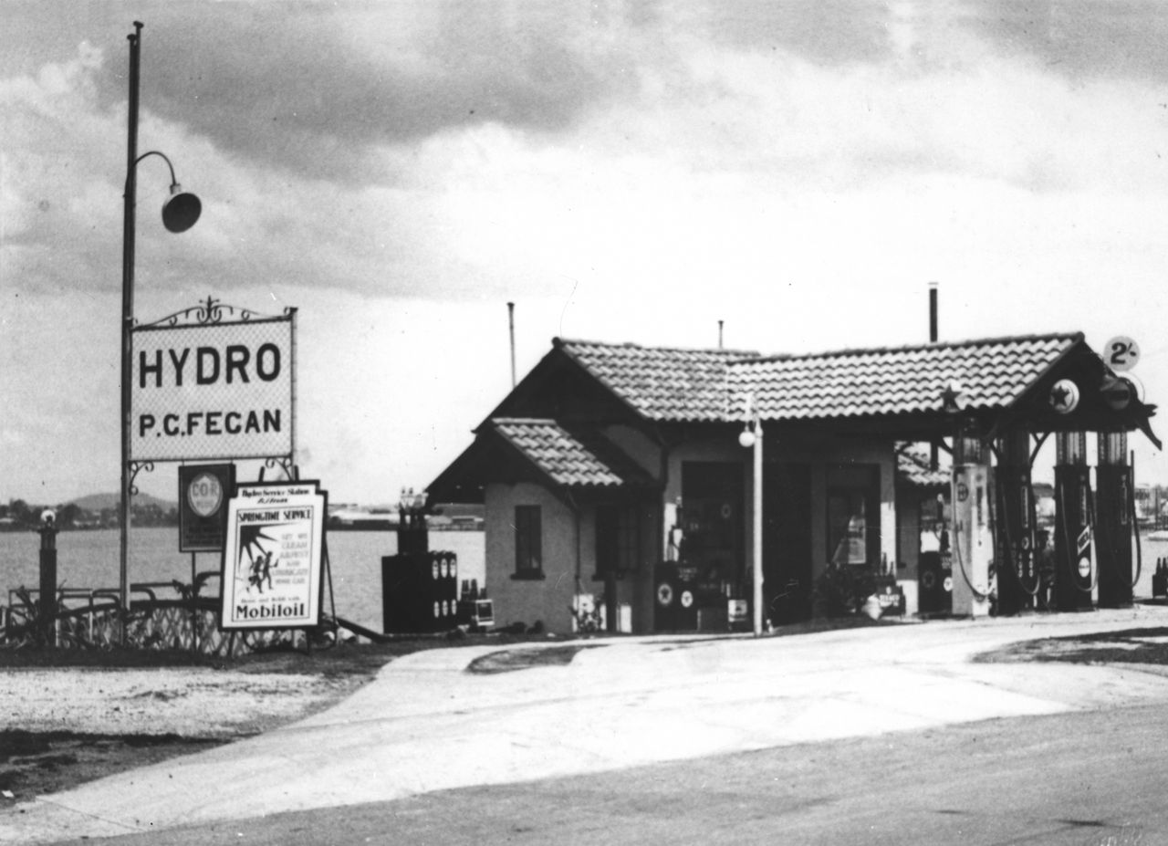 Hamilton Hydro Service Station
