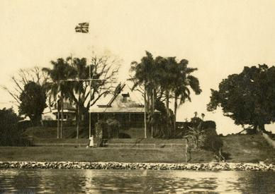 Newstead House