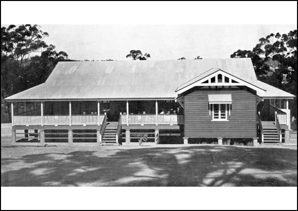Holland Park State School